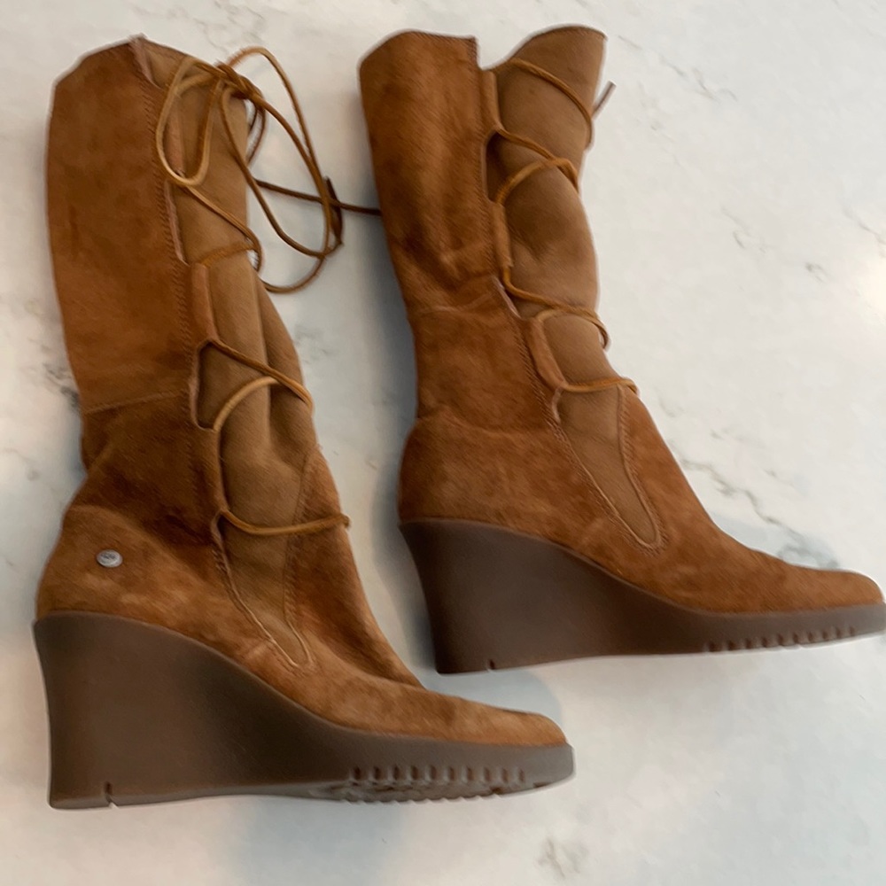 Ugg wedge winter boot.